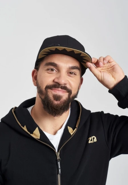 CZAPKA Z DASZKIEM HUNGRY CAP GOLDEN SNAPBACK (UNISEX)
