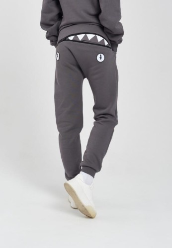 Przejdź do produktu SPODNIE DRESOWE DAMSKIE HUNGRY ONE RUST GREY