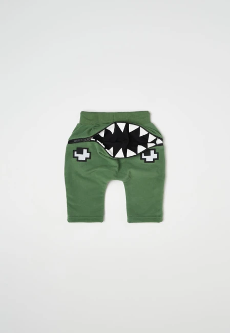 HUNGRY GREEN SHORTS TYŁ2_PRZESKALOWANE.jpg
