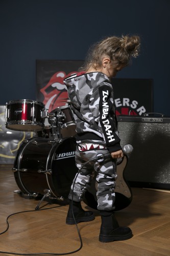 Przejdź do produktu BLUZA DZIECIĘCA NICE 2 EAT U CAMO LIGHT GREY