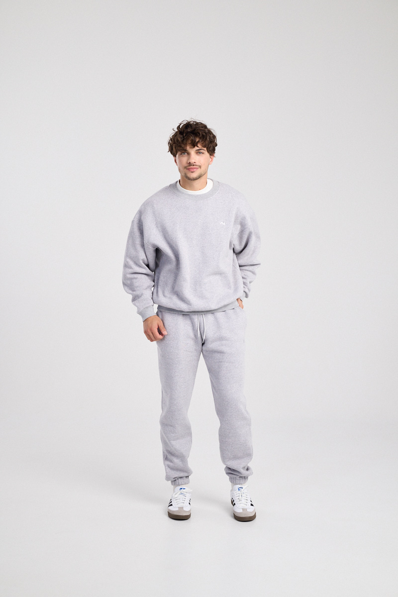 Spodnie męskie Pants Smoke Grey, widok produktu na modelu od przodu