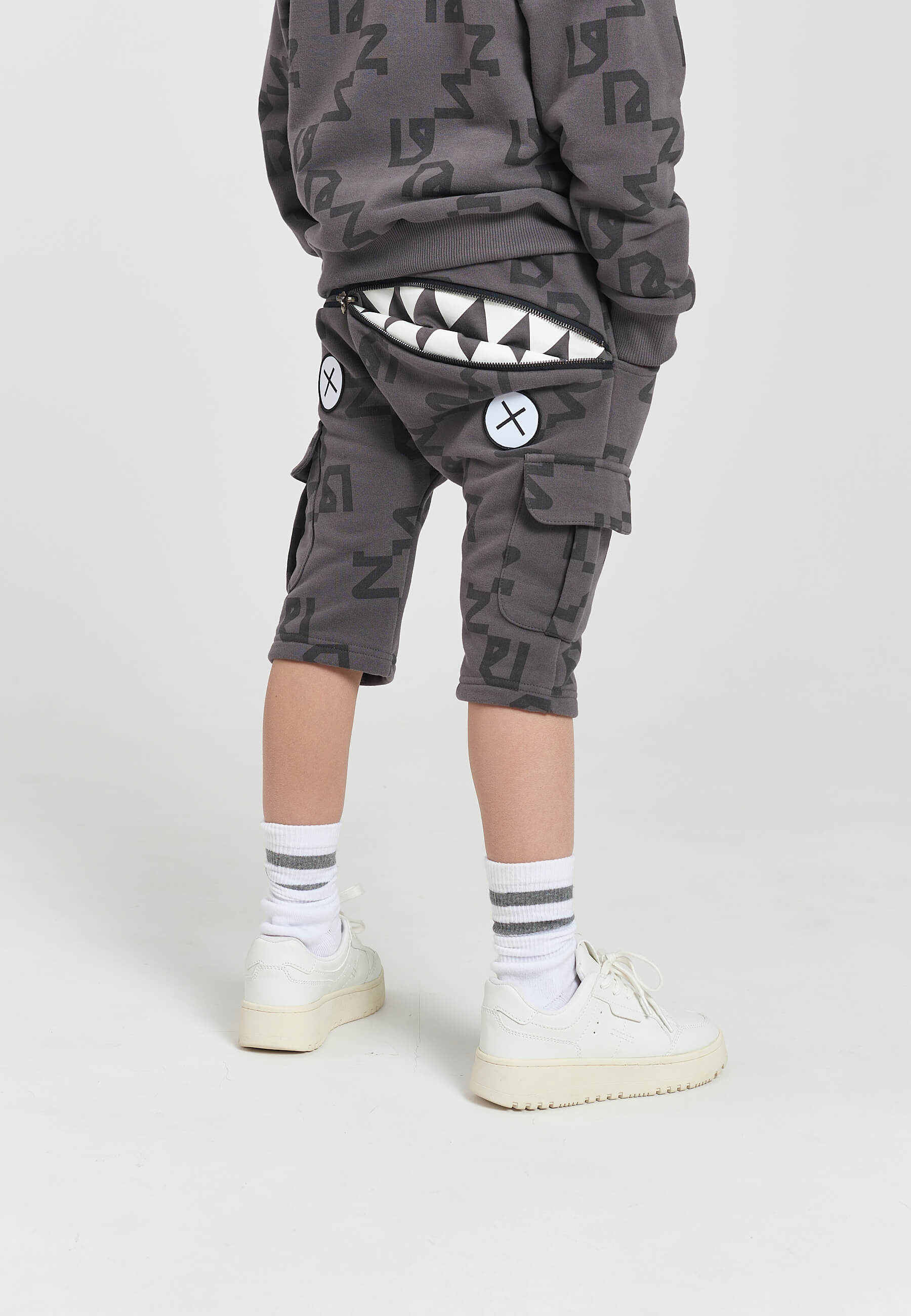 SZORTY DRESOWE DZIECIĘCE HUNGRY SHORTS ALLOVER GREY